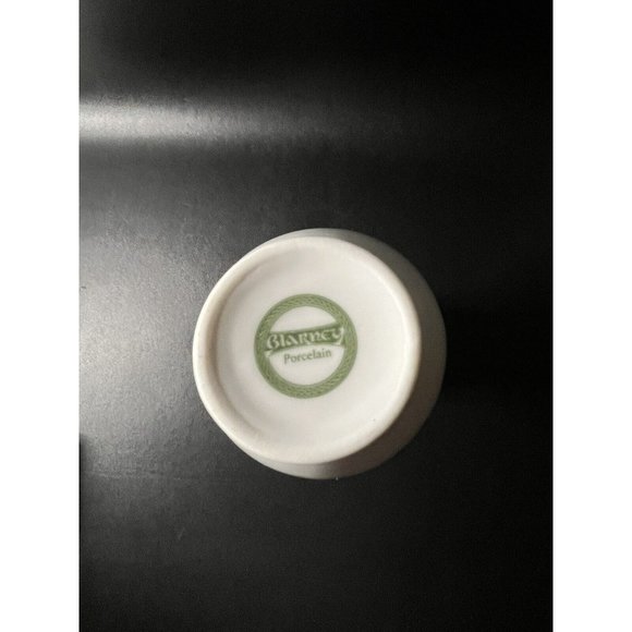 Blarney Porcelain Vase 6.5” Tall Shamrock Cut Outs And Green Shamrock Print - Picture 5 of 7